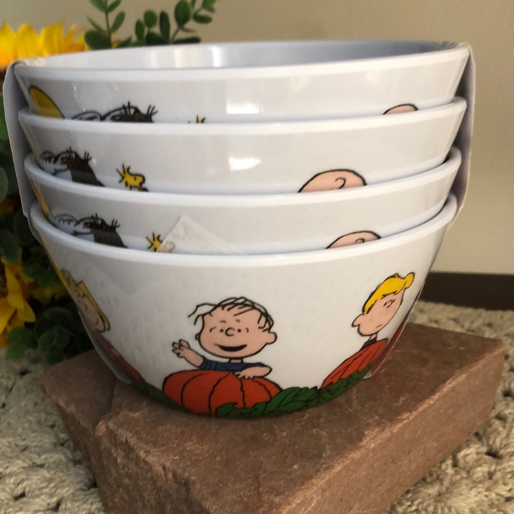 Peanuts HALLOWEEN Melamine Snack Bowls